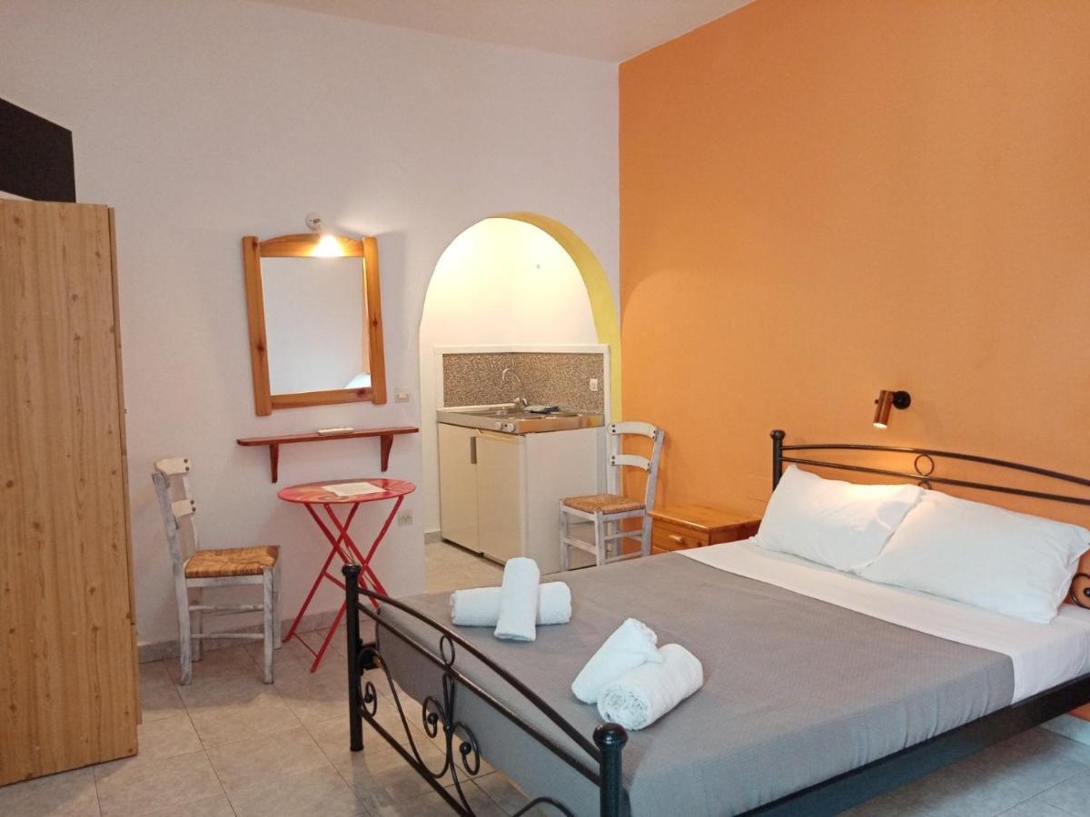 Depis Economy Studios & Apartments Naxos City Luaran gambar